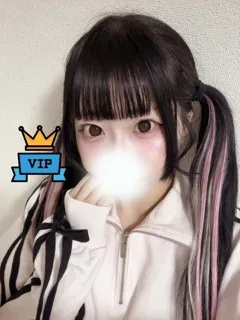 ひめあね/める(20歳)「ガチ恋厳禁!!大きい瞳が落とし穴♡」
 
◆◆◆Topi...