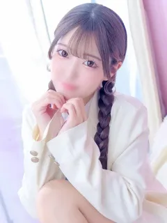 りり/19歳 - (E+アイドルスクール)