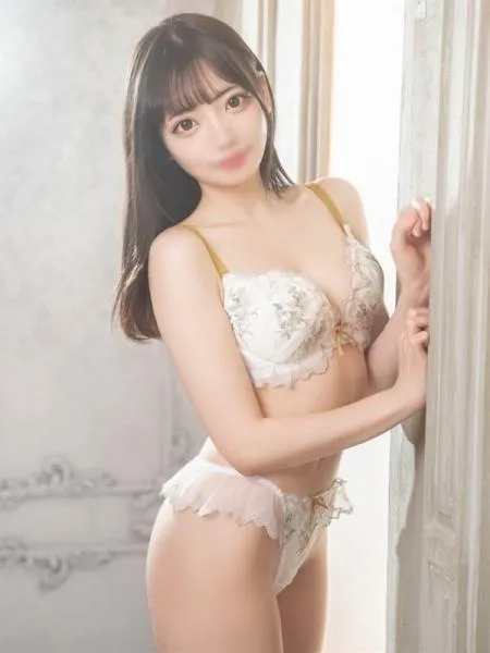 まる【小松〇奈激似エロカワ】の写真2枚目