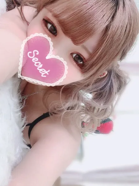 シイナの写真1枚目