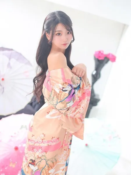 ミリアの写真2枚目