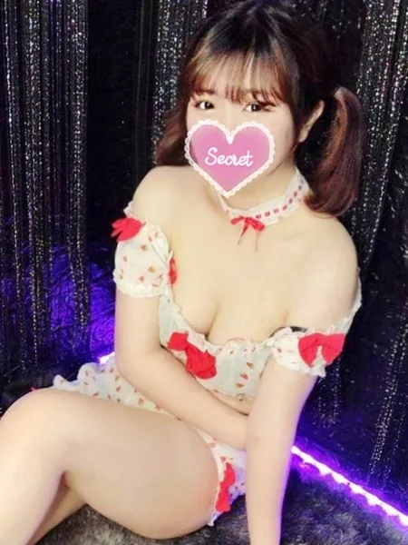 ルアの写真1枚目
