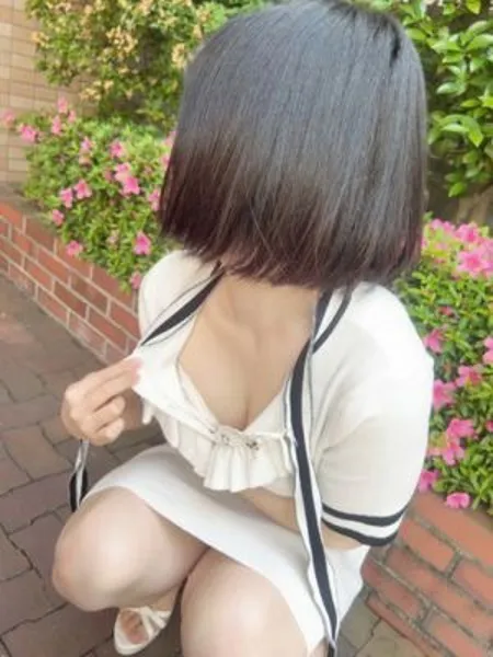 瞳【ひとみ】の写真2枚目