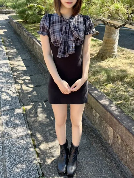 神菜乃【かなの】の写真1枚目