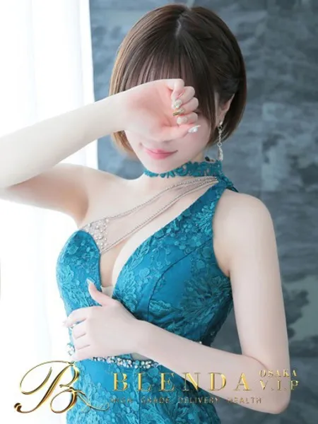 白咲アマネの写真1枚目