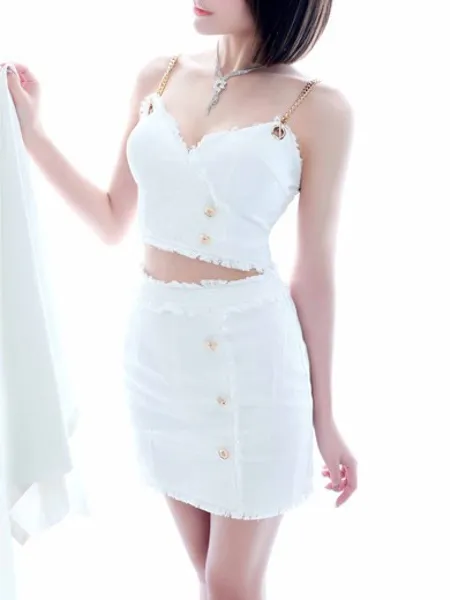 三月リノの写真2枚目