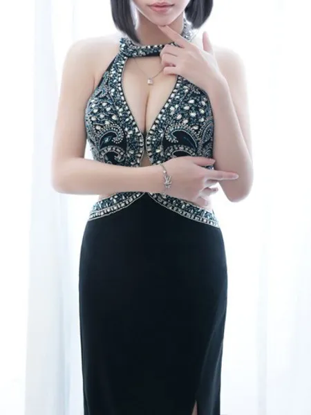 王華レアの写真2枚目