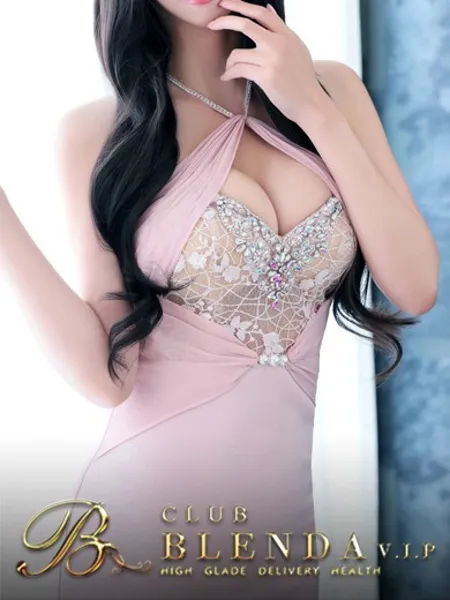 月宮カノンの写真1枚目