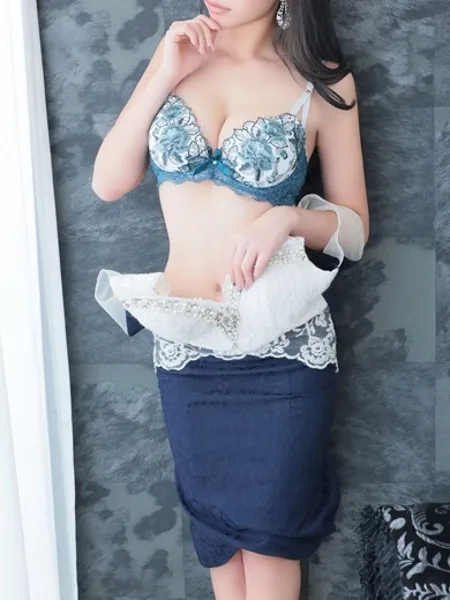 胡蝶エミの写真4枚目