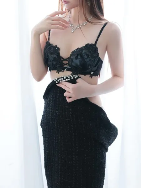 紫宮ニイナの写真4枚目