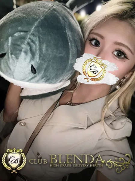 沢尻レイラの写真1枚目
