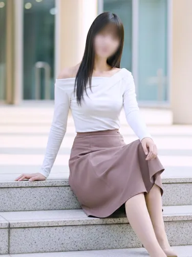 音羽の写真1枚目