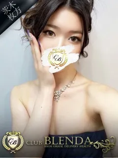天月　りな/21歳 - (クラブ ブレンダ)