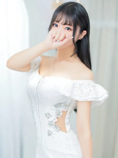 水卜みれなの写真2枚目