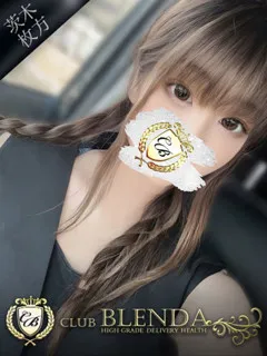 佐野　ひなみ/22歳 - (クラブ ブレンダ)