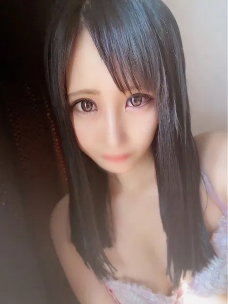 美月エレンの写真2枚目