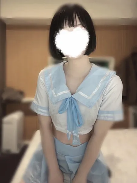 山村りいさの写真3枚目