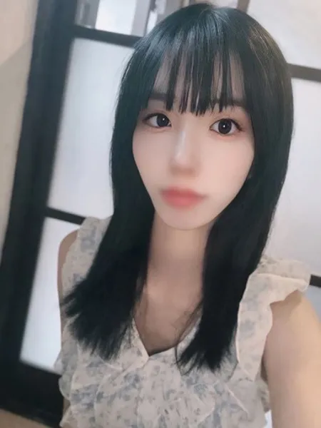 秋宮ことりの写真1枚目