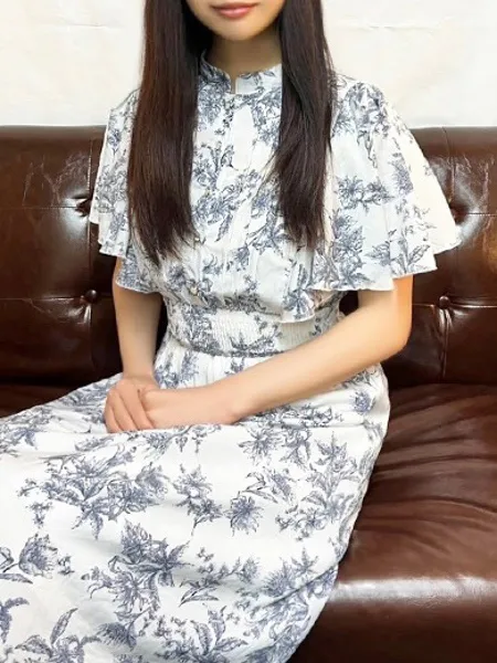 綾瀬みゆきの写真2枚目