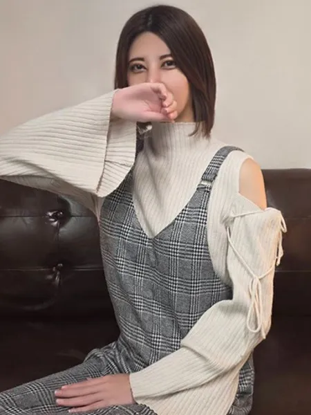 鳴海せいらの写真2枚目