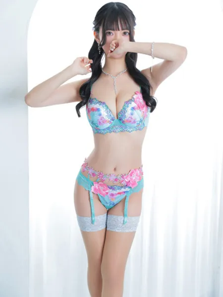 弥みよの写真4枚目