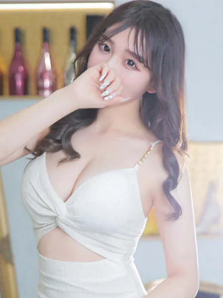 朝比奈なぎの写真1枚目