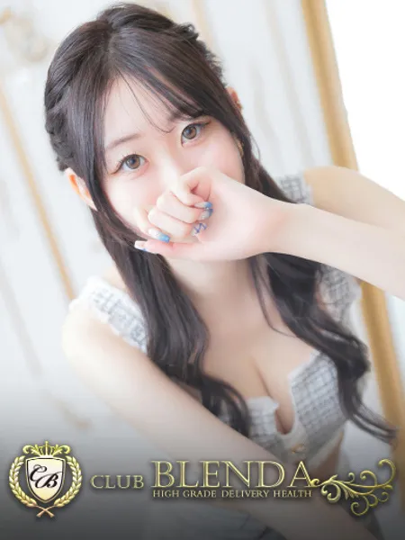 白桃パイリンの写真1枚目