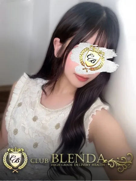 皇せりなの写真1枚目