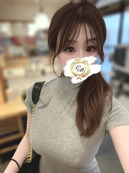 青山るるの写真2枚目