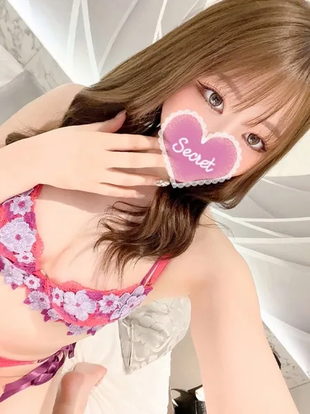 サナの写真3枚目