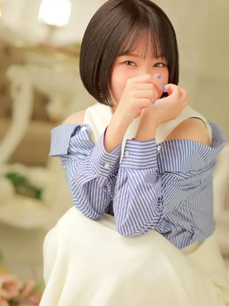 美鈴あいの写真3枚目