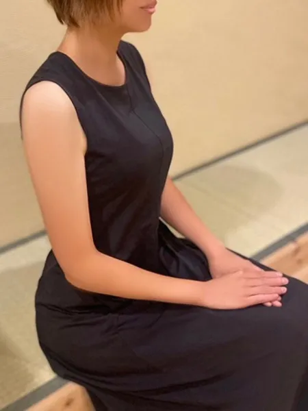 楪ゆいの写真2枚目
