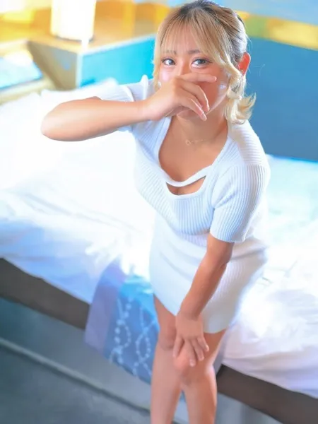 西条ひまりの写真1枚目