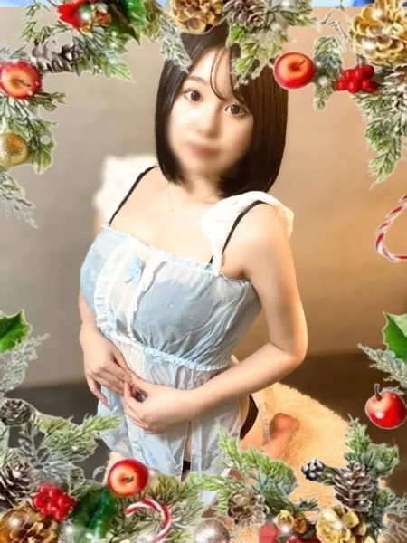 優木てぃなの写真1枚目