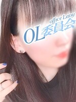 周ひなみ【OL委員会】/23歳 - (OL委員会)