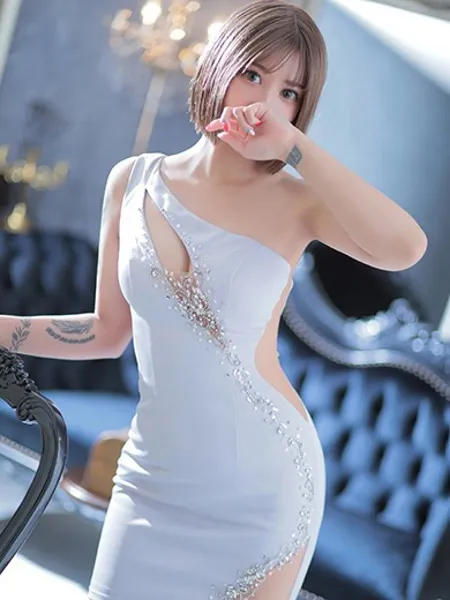 ビッチの写真2枚目