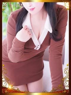 宮春 里帆/25歳 - (人妻セレブ宮殿)