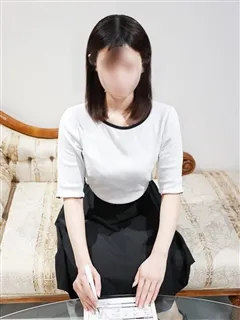 結原 花/25歳 - (人妻セレブ宮殿)