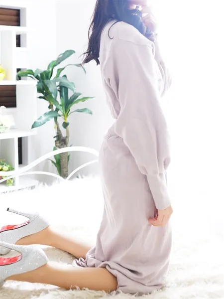 水川奈々の写真3枚目