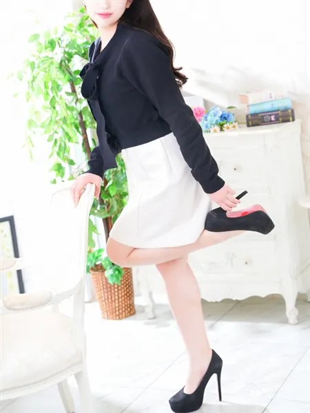 芹香李緒の写真1枚目