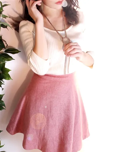 暁詩織の写真1枚目