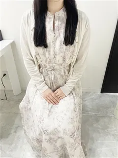 白咲 えりなの紹介写真