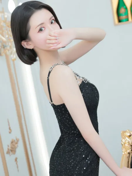 エリザベスの写真2枚目