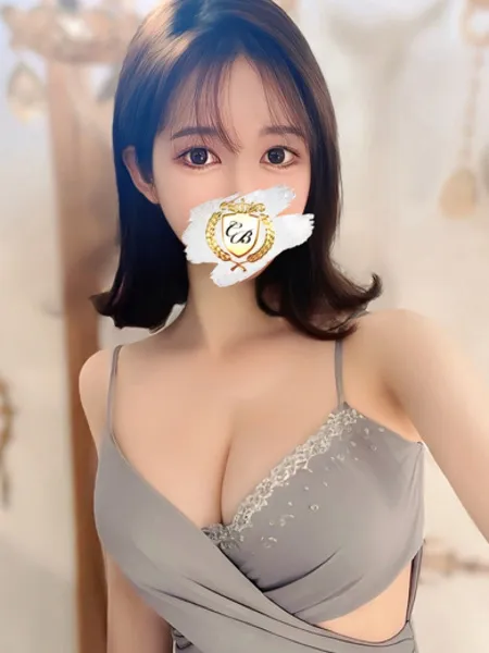 夏目キサキの写真2枚目