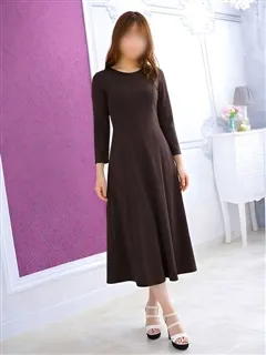 人妻日記/くるみ(35歳)柔らかく微笑むその笑顔に、
自然とこちらも頬が...