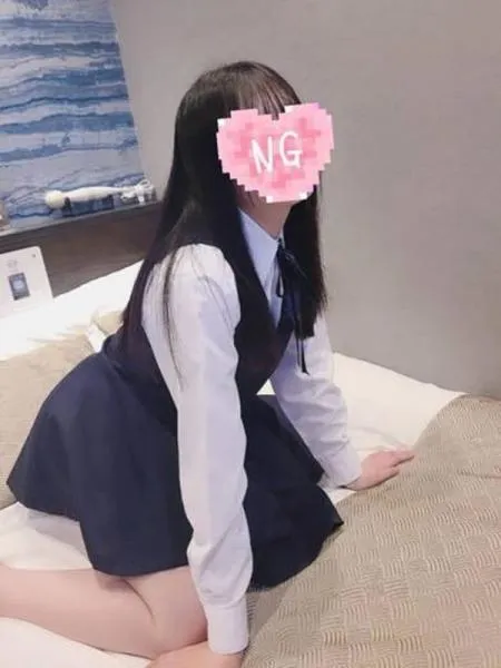 さや★18歳イケナイ遊びを堪能！の写真1枚目