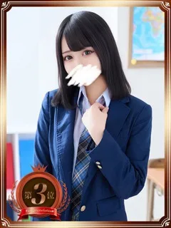 小鳥遊ふぅ/18歳 - (アリス女学院)