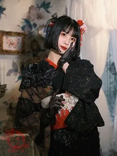 エナコ/24歳 - (びしょぬれ新人秘書)