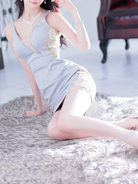 安静りなの写真5枚目