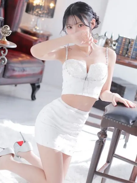 朝比奈やえの写真3枚目